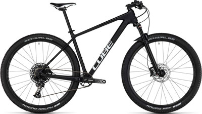 Cube Reaction C:62 ONE hardtail mountainbike in zwart.