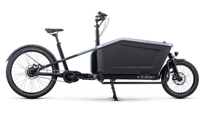 Te zien is een grijze Cube Cargo Hybride 500 bakfiets.