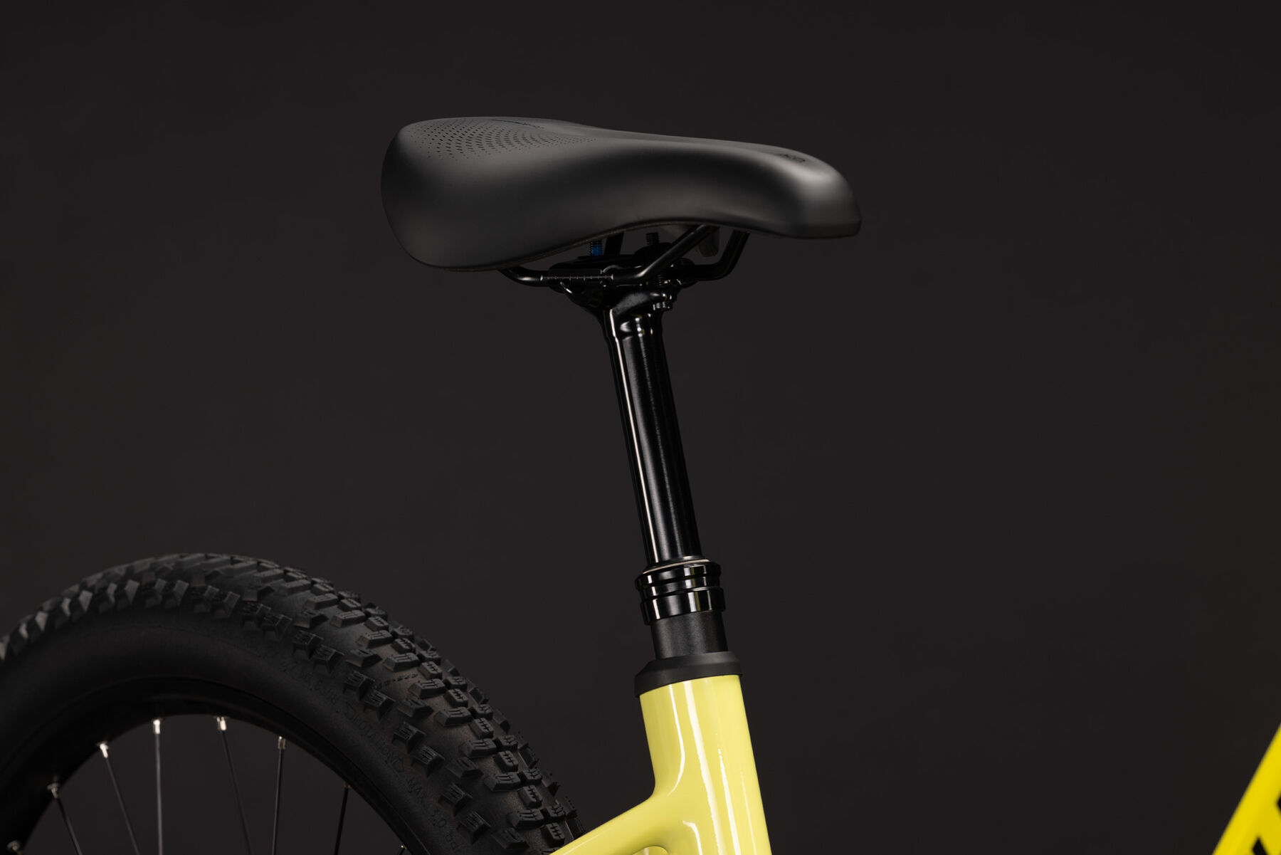 1107322E-Cube-Reaction-Hybrid-Race-800-bananasplit-n-black-2027-05