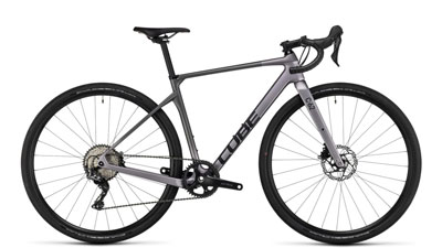 Cube Nuroad WS C:62 Pro Gravel Bike in zilver.