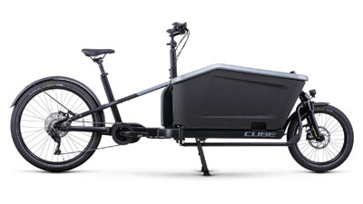 Te zien is een grijze Cube Cargo Hybrid 500 bakfiets.
